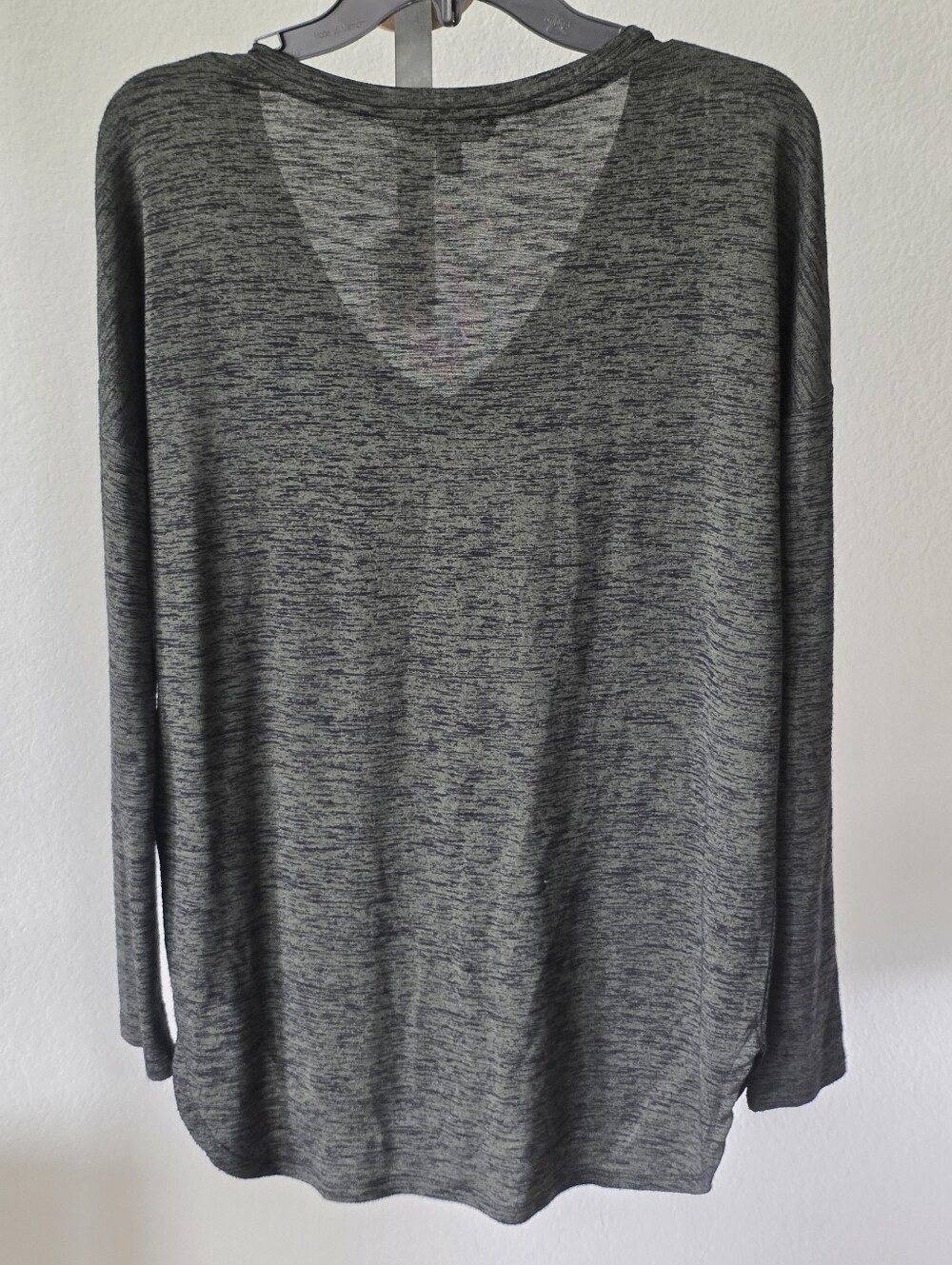 Rock & Republic Gray Marled V-Neck Long Sleeve Tunic Top Large Stretch Knit - Picture 6 of 7